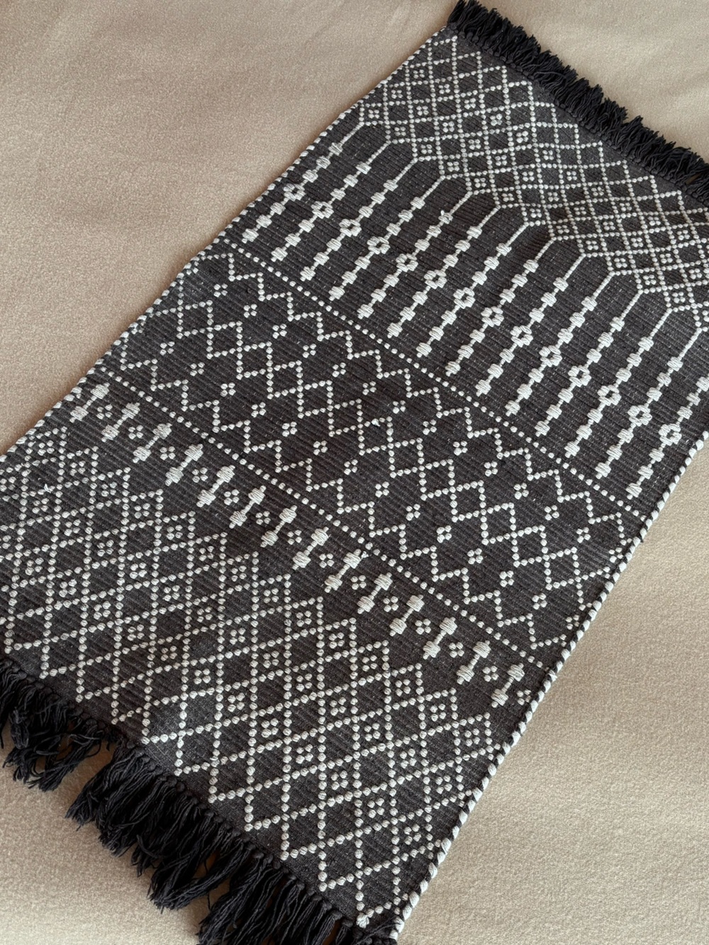 Woven Cotton Rug - Picture 4 of 7